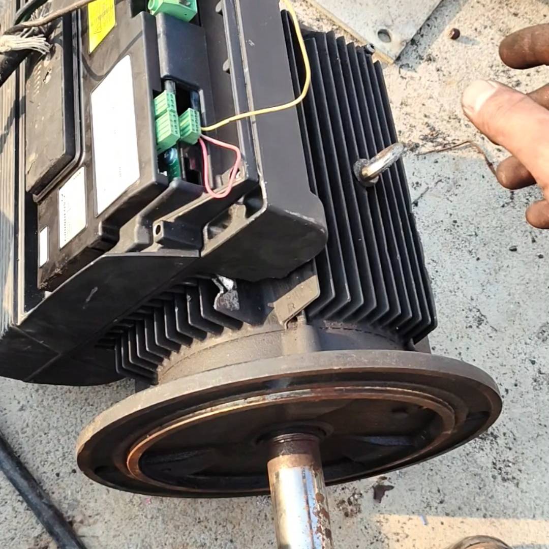 格兰富MGE132SC2-FF265-G1  永议价 也可为维修！！