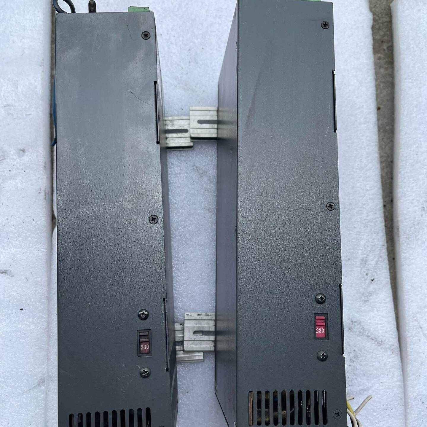 明纬开关电源，SCN-600-24 议价 也可为维修！！