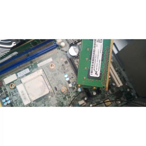 议价价直拍不发：(议价)r3 2200G CPU，镁光两条4G，有喜欢的吗?