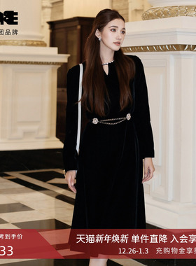 LIME莱茵轻奢优雅丝绒连衣裙2024秋新款领口重工钉珠镂空设计裙子