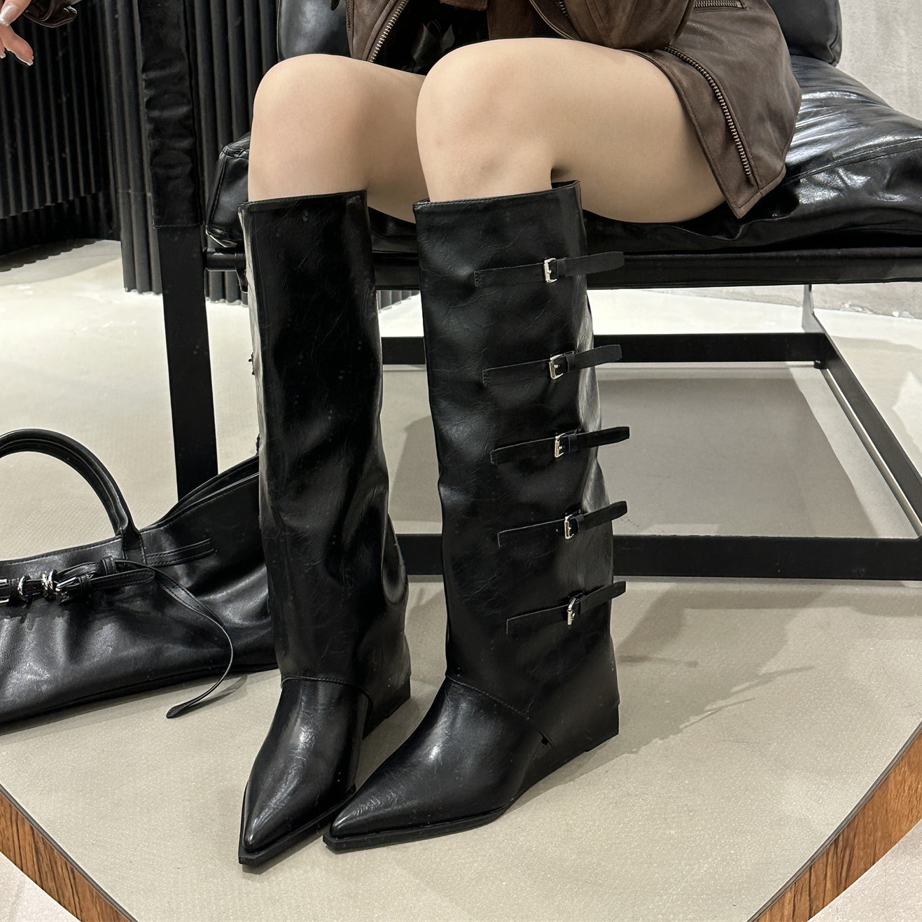 尖头长靴女2026秋冬季新
