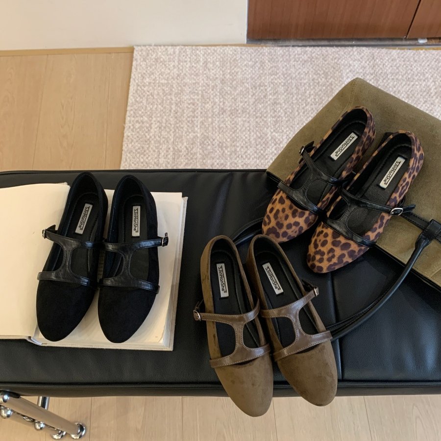 法式圆头绒面玛丽珍鞋女2