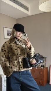 「银角大王」早春新款韩系ins风皮带扣法棍包！大容量手提斜挎包