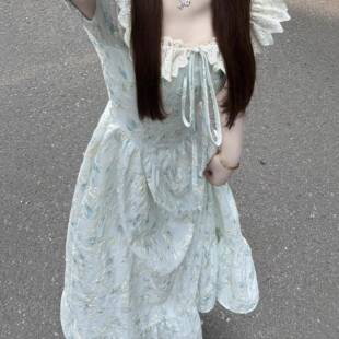 甜美碎花连衣裙女夏季 法式 温柔风初恋设计感公主裙蕾丝收腰长裙子