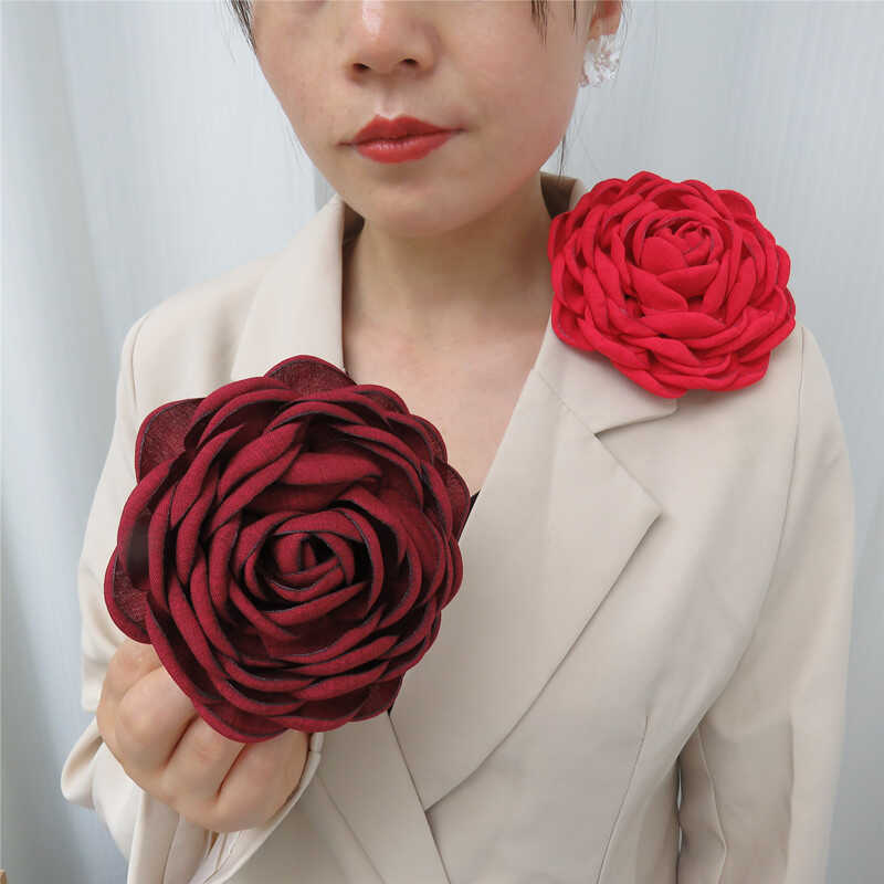 立体玫瑰花朵大号胸针百