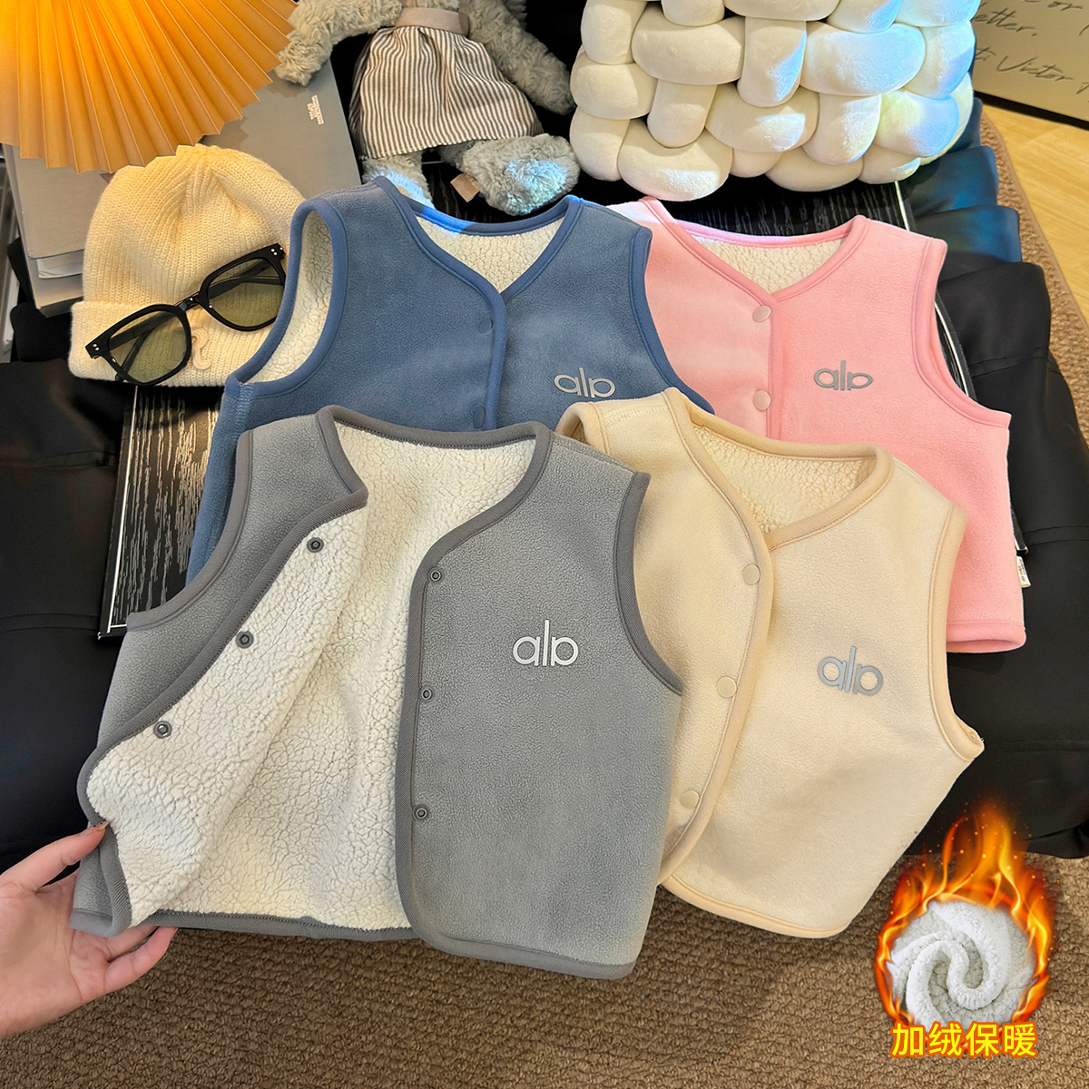 儿童马甲秋冬季奥粒绒儿童内搭柔软保暖坎肩男女童加绒上衣打底衫