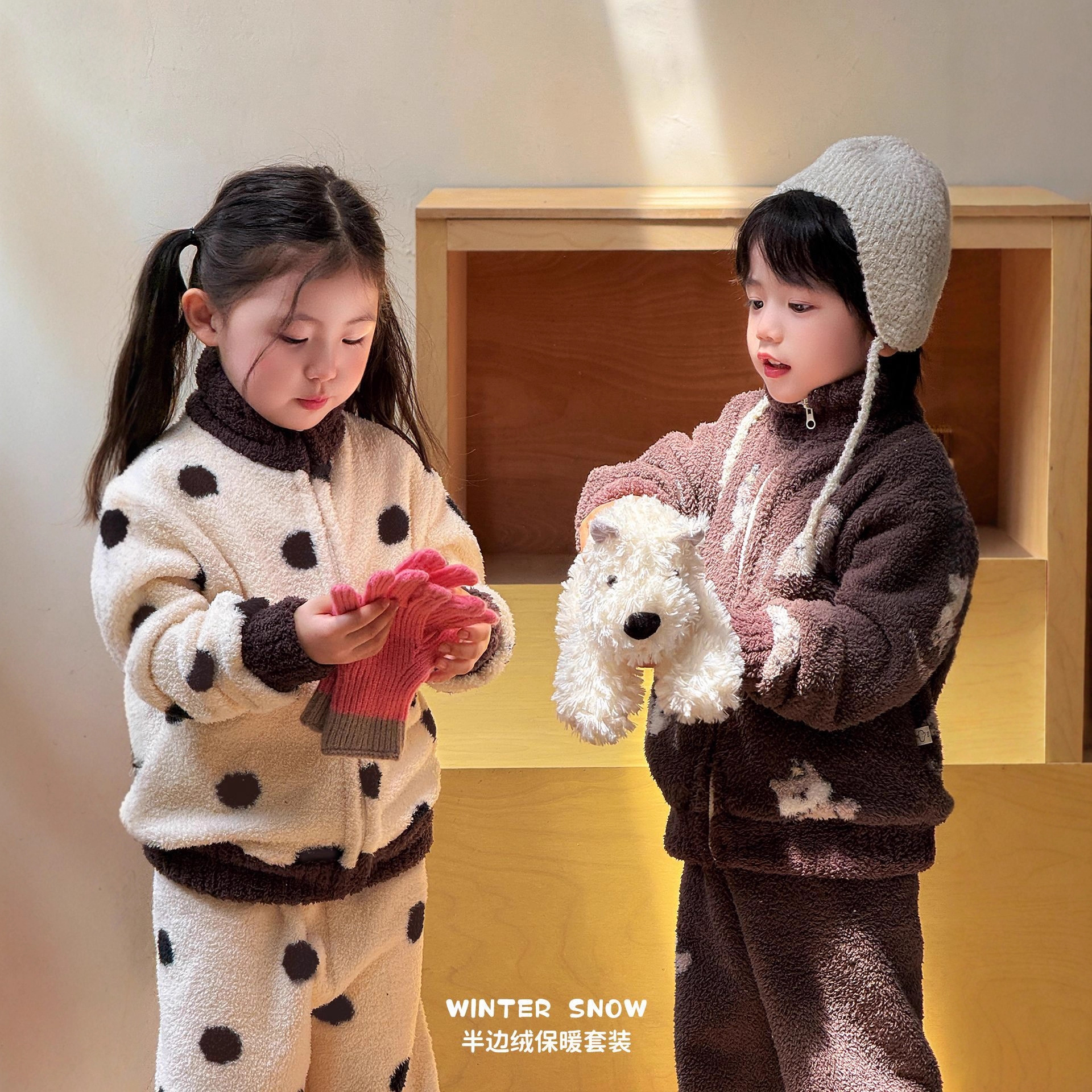 儿童睡衣男孩2025新款珊瑚绒冬季加厚保暖女宝宝家居服套装法兰绒