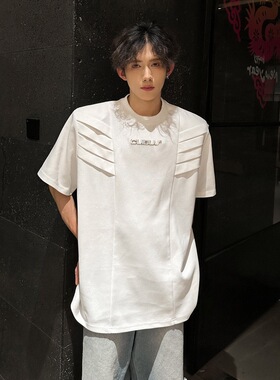 夏季白色短袖T恤男士2025新款宽松休闲设计感垫肩高级感痞帅半袖