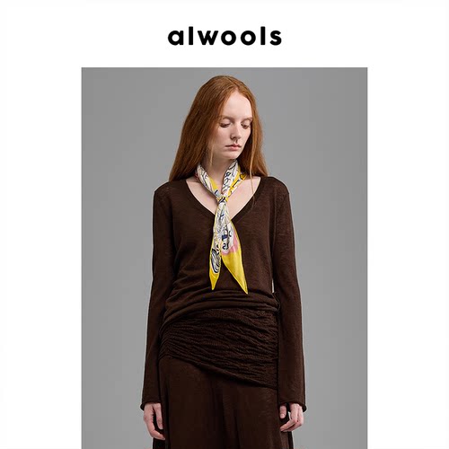ALWOOLS春夏深V修身针织打底衫
