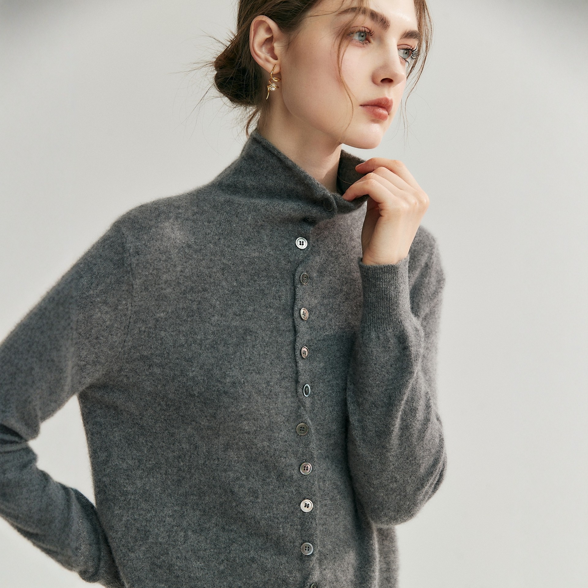 法式复古灰色卷边高领毛衣开衫女秋冬慵懒风针织外套打底内搭上衣,女装/女士精品,T恤,淘宝优惠券,粉丝福利购,淘宝优惠卷