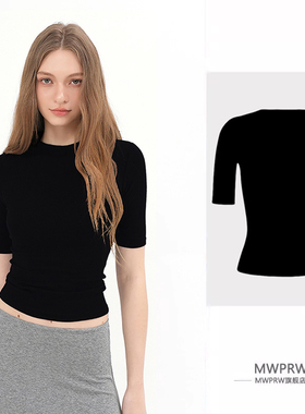 高级感气质黑色修身中袖正肩T恤女秋季百搭显瘦基础圆领半袖上衣