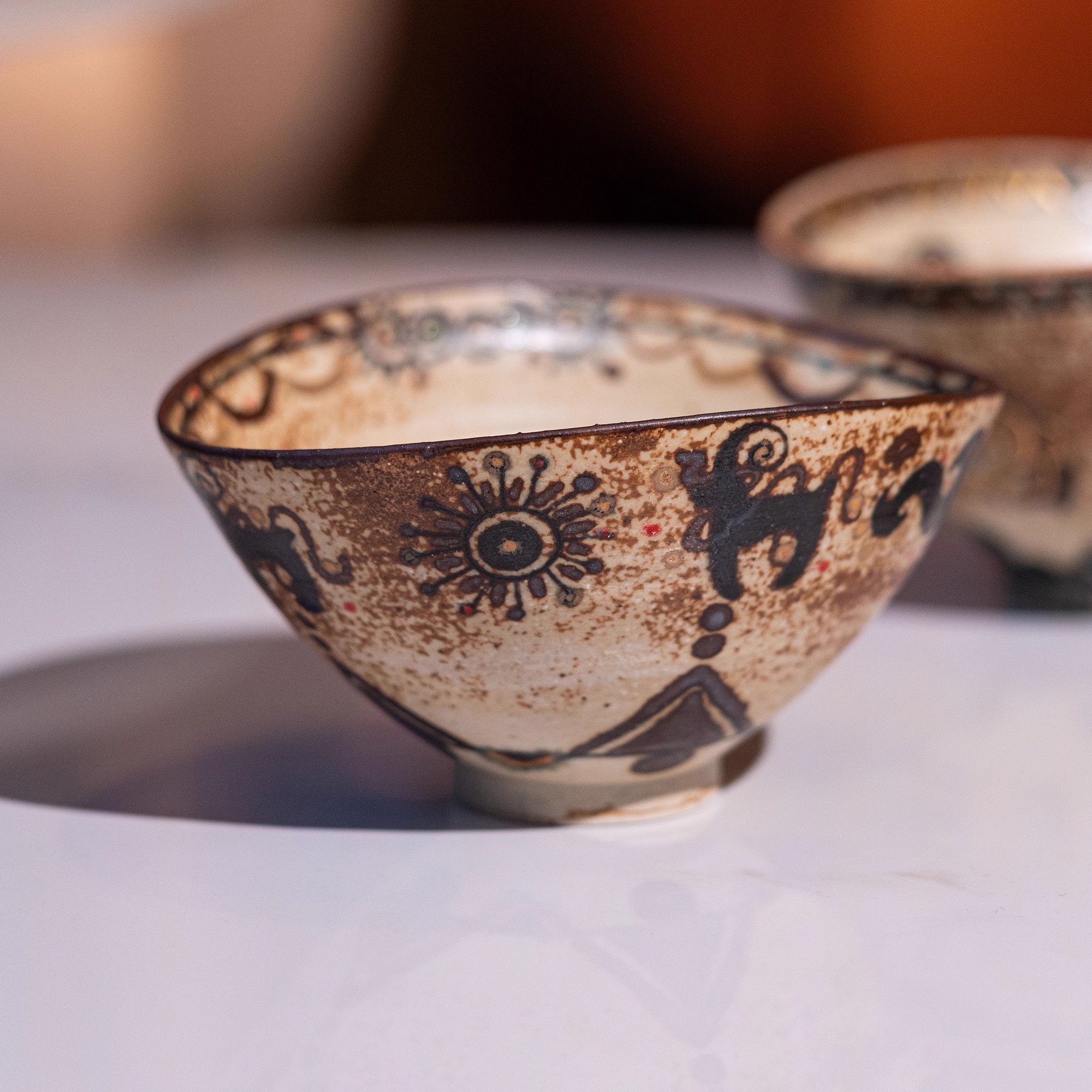 诗瓷集岩画+蛙人纹贝壳碗 景德镇手工青花瓷中古风高颜值家用餐具