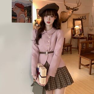 奶系穿搭早春套装气质少女小香短外套女春款外穿入春穿搭一整套女