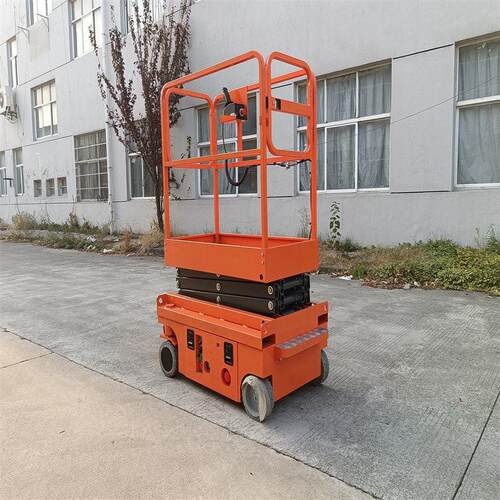 厂家小型自行走升降台液压移动式升降车电动设备空维修设备