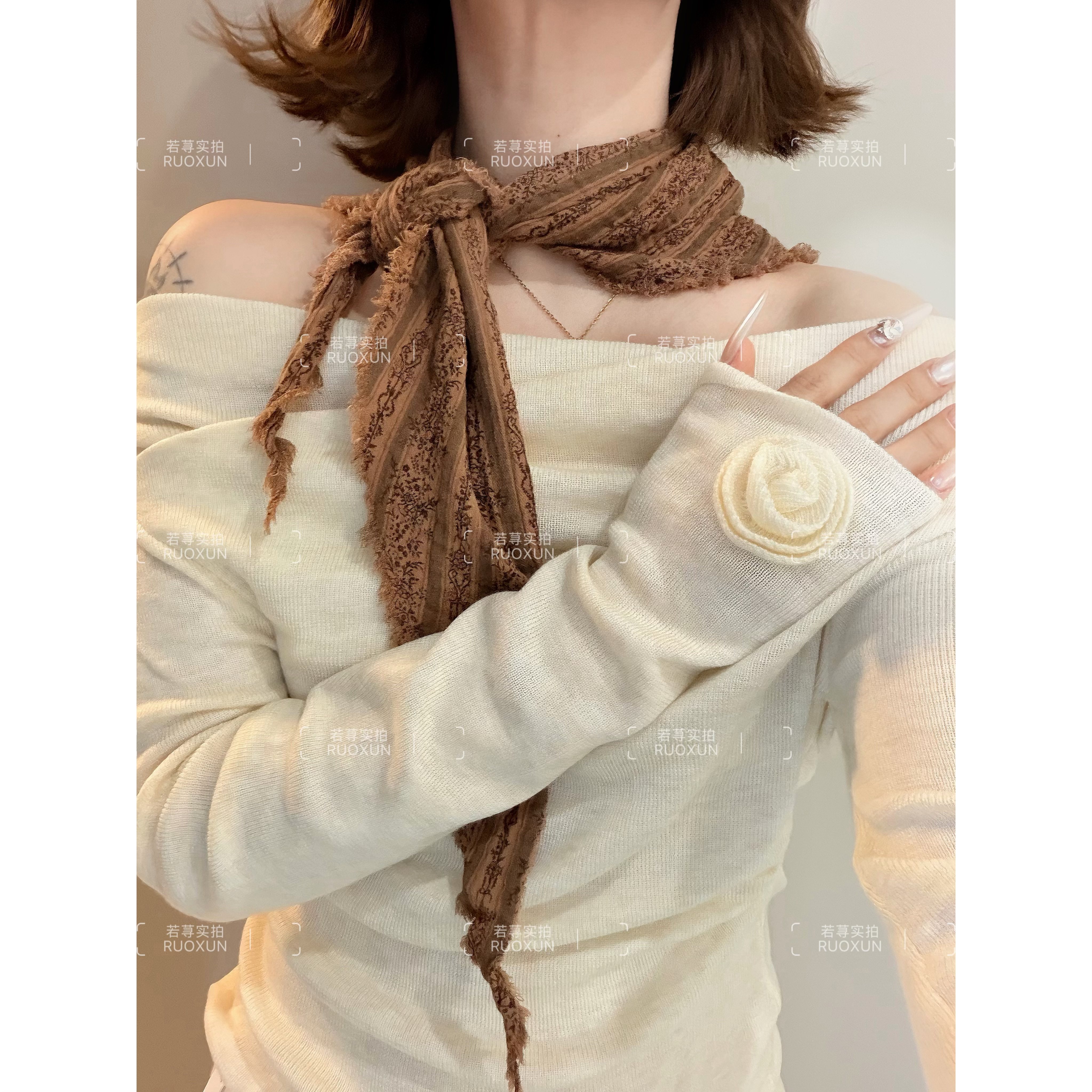 RuoXun26新款日系复古废土风小领巾女做旧流苏三角巾防风护颈配饰,服饰配件/皮带/帽子/围巾,围巾/丝巾/披肩,淘宝优惠券,粉丝福利购,淘宝优惠卷