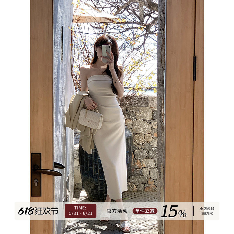 Yuyueer 收腰抹胸白色连衣裙女夏季绝美性感法式气质吊带包臀裙