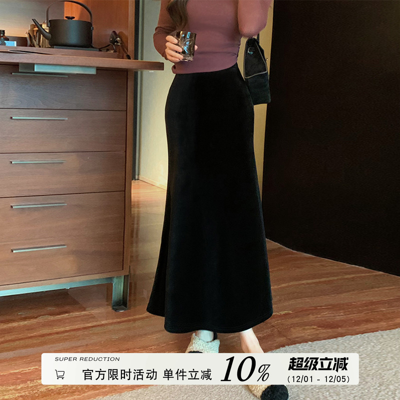 愉悦黑色丝绒包臀鱼尾半身长裙