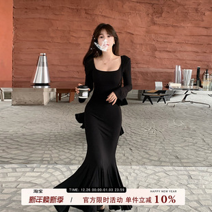 气质高级感修身 鱼尾连衣裙女春季 步步生莲长裙 方领长袖 愉悦愉悦