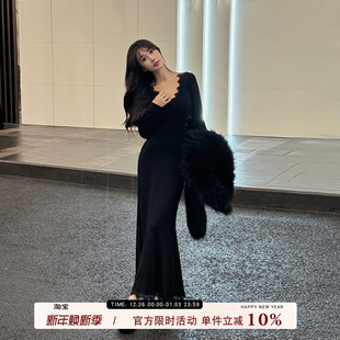 气质包臀长裙 鱼尾连衣裙女秋冬收腰修身 愉悦愉悦 黑色V领蕾丝长袖