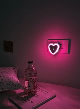发射浪漫爱心biu~氛围灯卧室情调床头灯睡眠灯节能情侣光控小夜灯