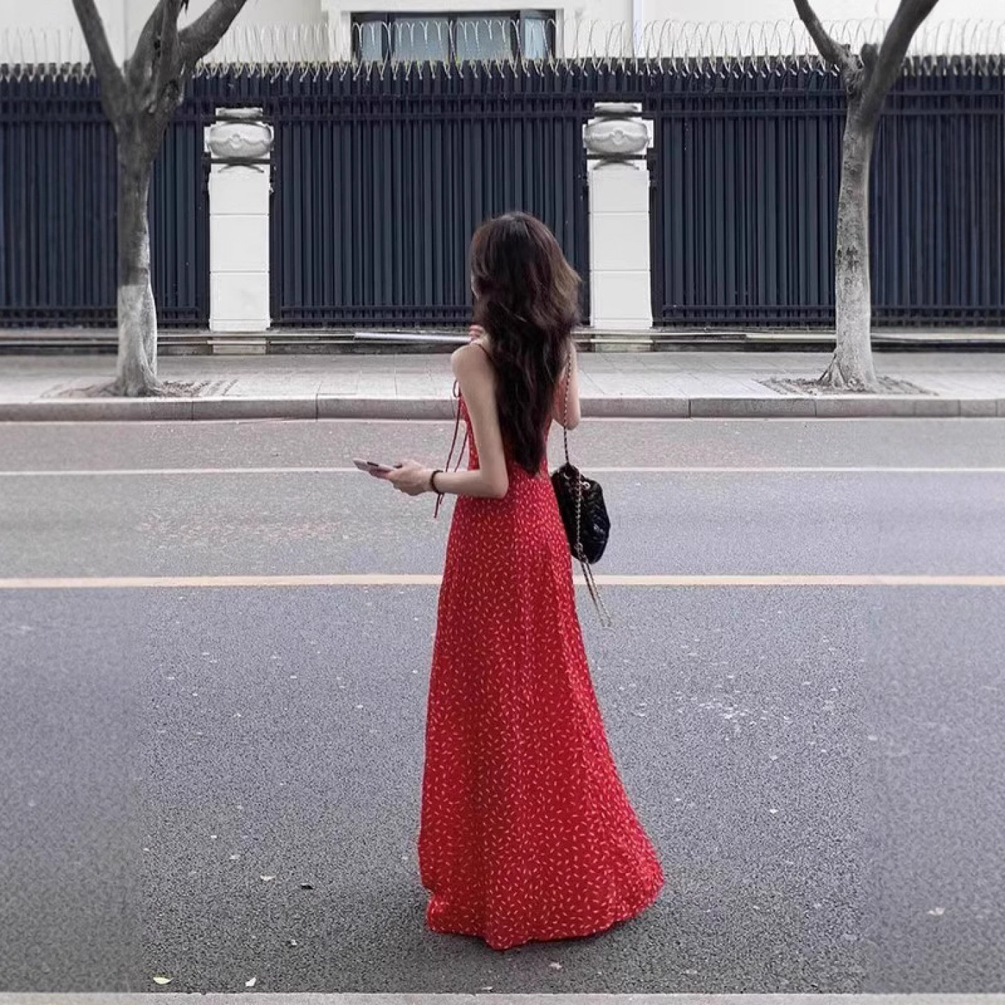甜辣chic红色绑带吊带裙