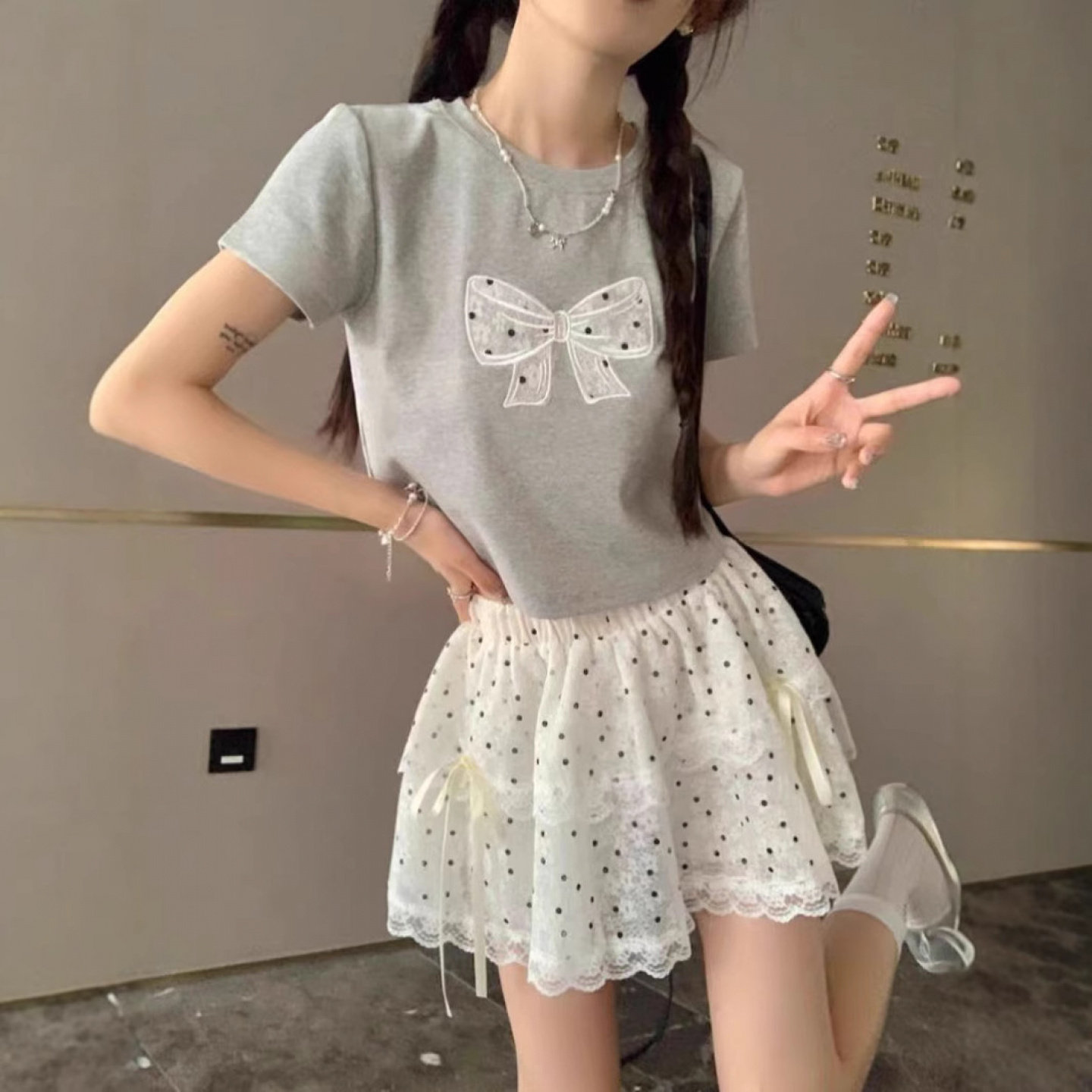 甜美少女风波点半裙两件套