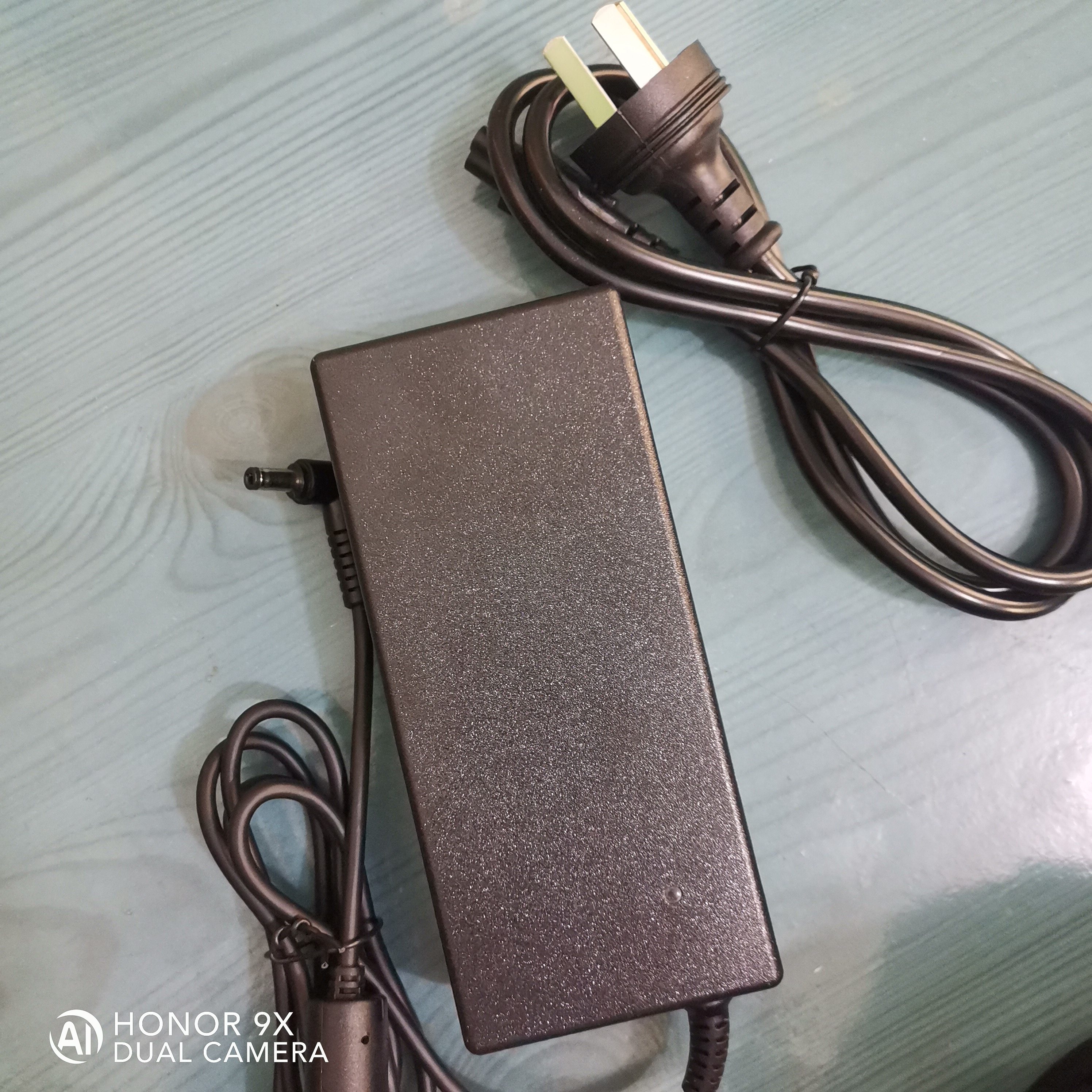 适用 MSI微星BTY-S17 GE60 GE62电源适配器充电器19.5V 6.15A送线