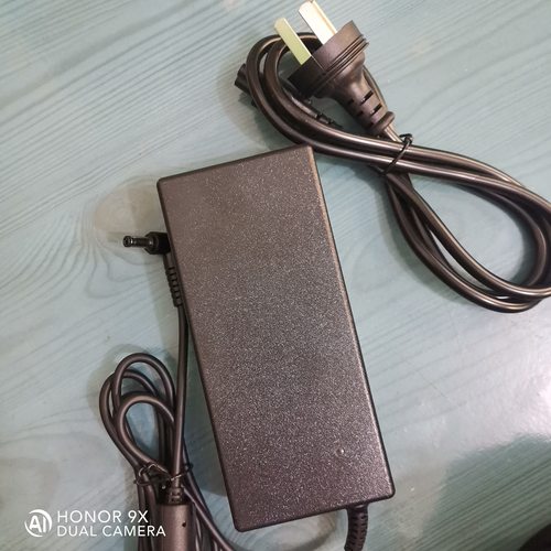 机械师M510A-I5 D2笔记本电脑电源适配器19.5V6.15A充电器线