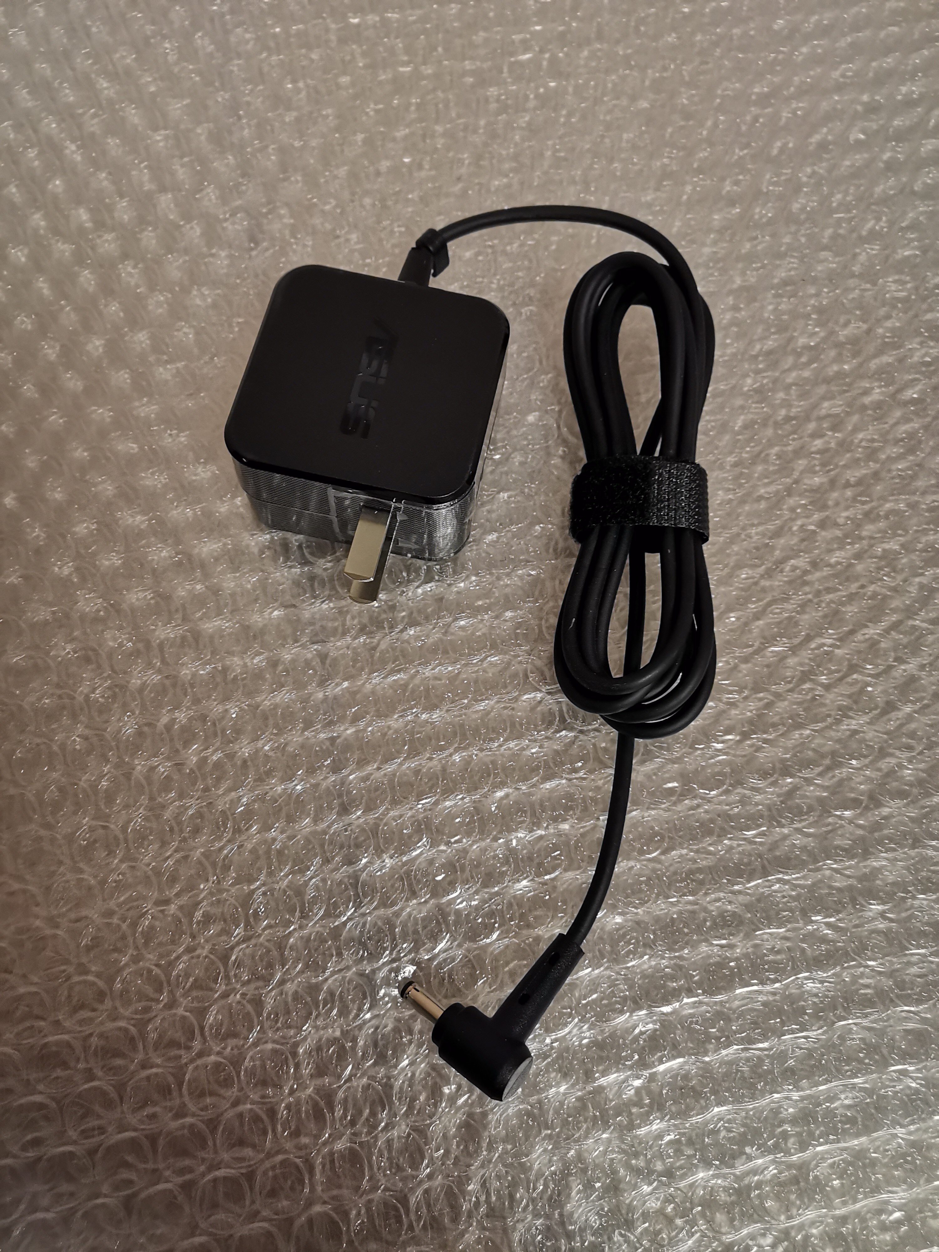 适用华硕灵耀路由ax6600ac3000路由器xt8 ct8电源适配器19v1.75a
