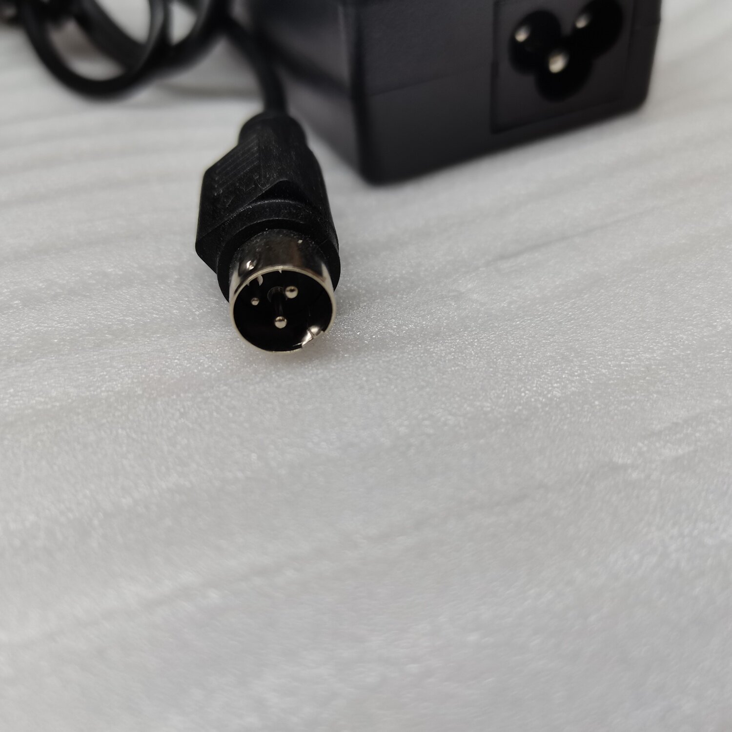 电源适配器24V1.5A2A2.5A3A4A5A灯带水泵净水打印机24v电源适配器