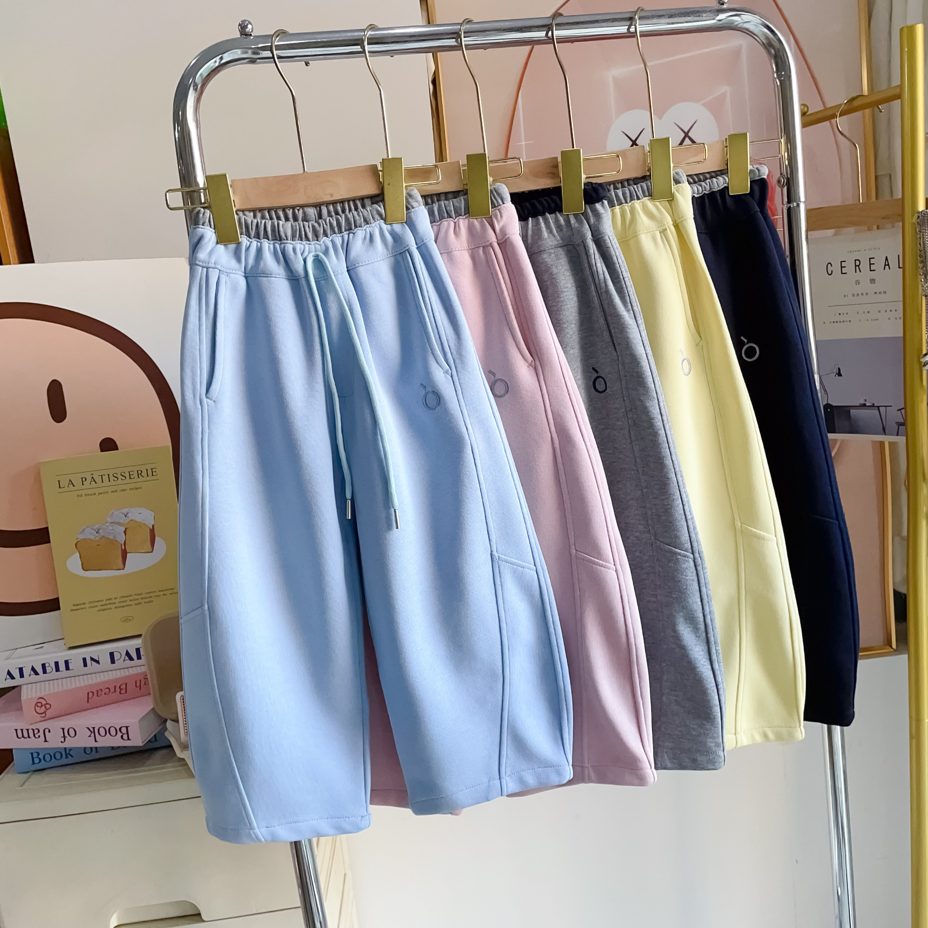 儿童休闲裤春秋新款弯刀卫裤男女同款时尚百搭运动裤休闲春款宽松