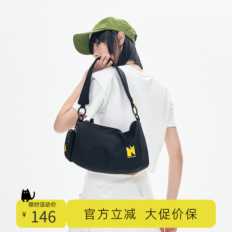 原创单肩斜挎包帆布上班通勤包