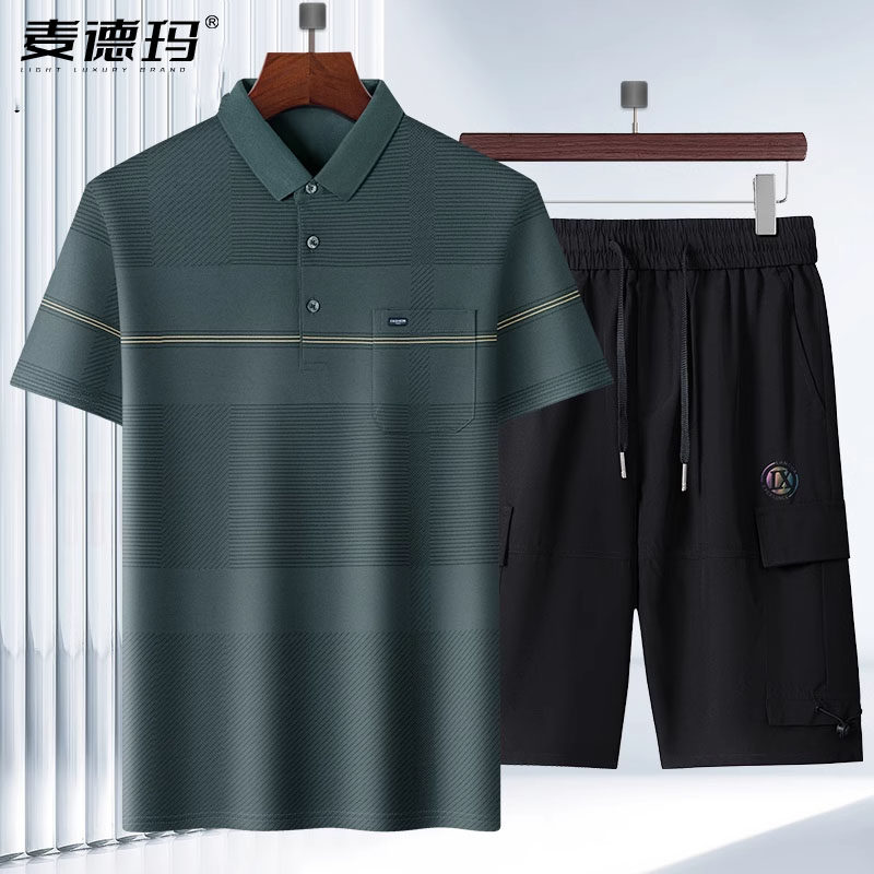爸爸夏装套装2025新款中年男士休闲短袖t恤夏季五分裤中老年男装