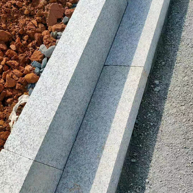 直供花岗岩路沿石芝麻灰芝麻白型弧形路平石路花岗岩路缘石