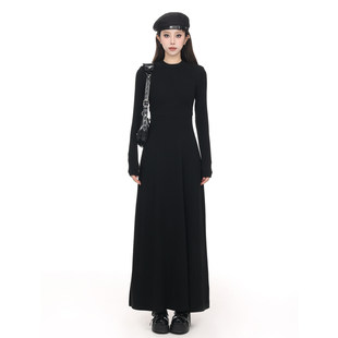 黑色高领长袖连衣裙女2025秋冬小个子收腰显瘦打底内搭抓绒长裙子