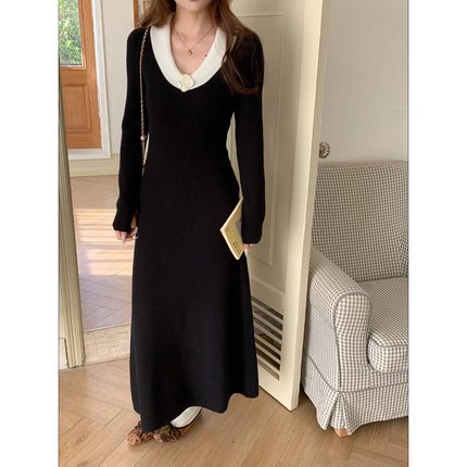 3th Morning 惬意午后 山茶花撞色V领打底针织连衣裙ZY3775