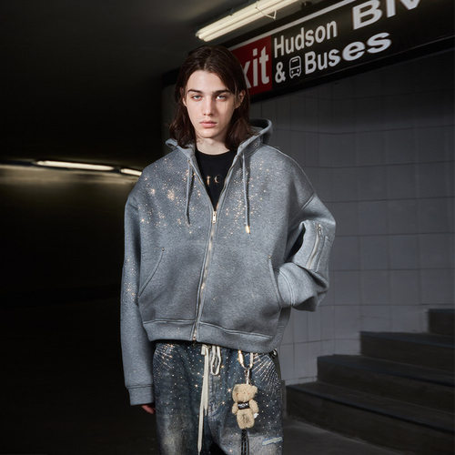 宣仪同款做旧烫钻卫衣