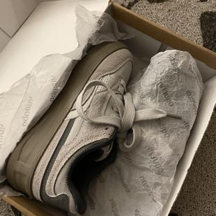 Trends！2024新款冬季厚底百搭时尚小灰鞋女复古单鞋运动休闲板鞋