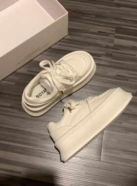 Trends！啊啊啊！！最近喜欢的小白鞋就是它了