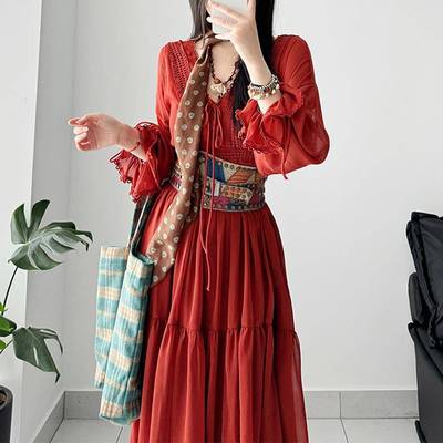 1橱大爆炸波西米亚红色深V绑带连衣裙蕾丝花边长裙长袖旅游茶歇裙