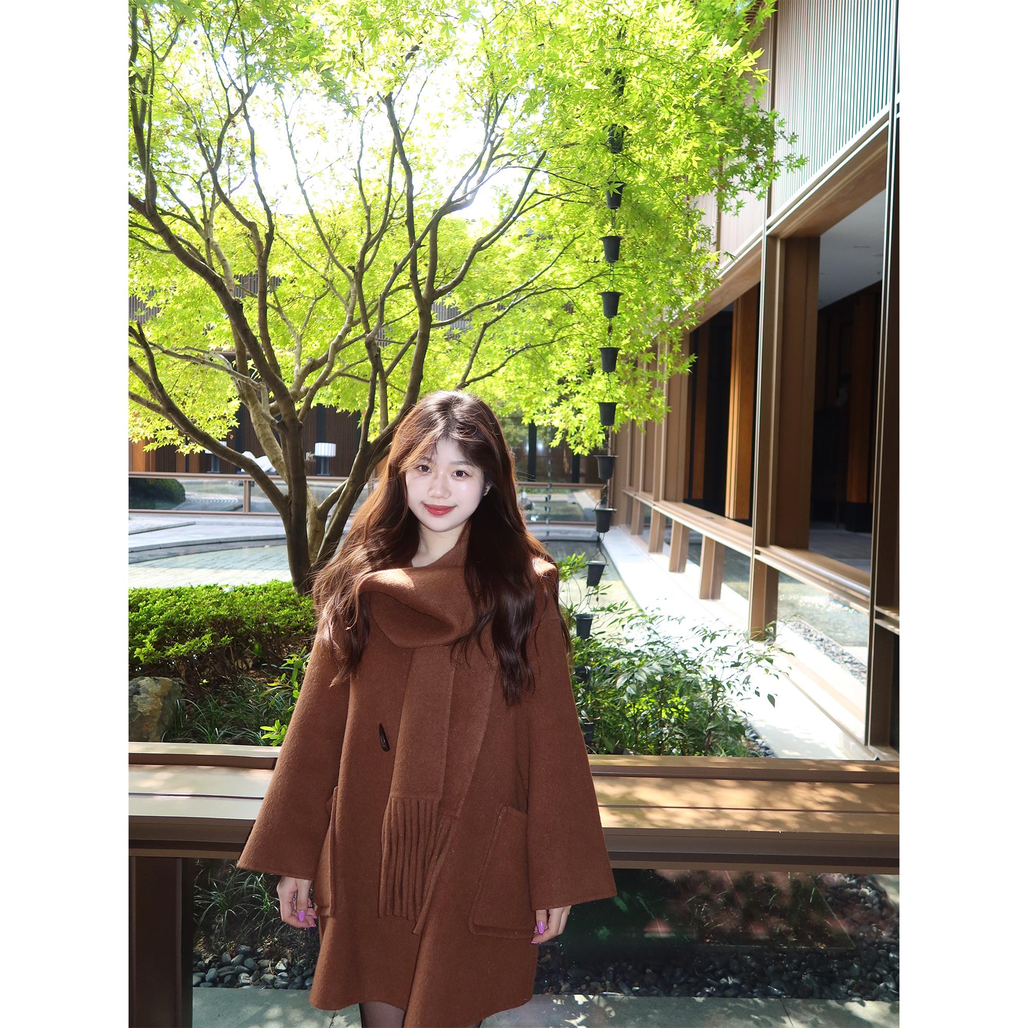 骆驼绒桑蚕丝围巾款双面呢大衣