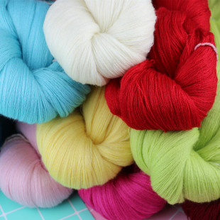 天凤牌32S老式 羊毛红色开司米编织机织框线2两半白色貂绒羊绒伴侣