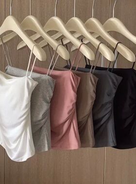 一体杯胸垫褶皱小背心One-piece cup chest pad pleated tank top