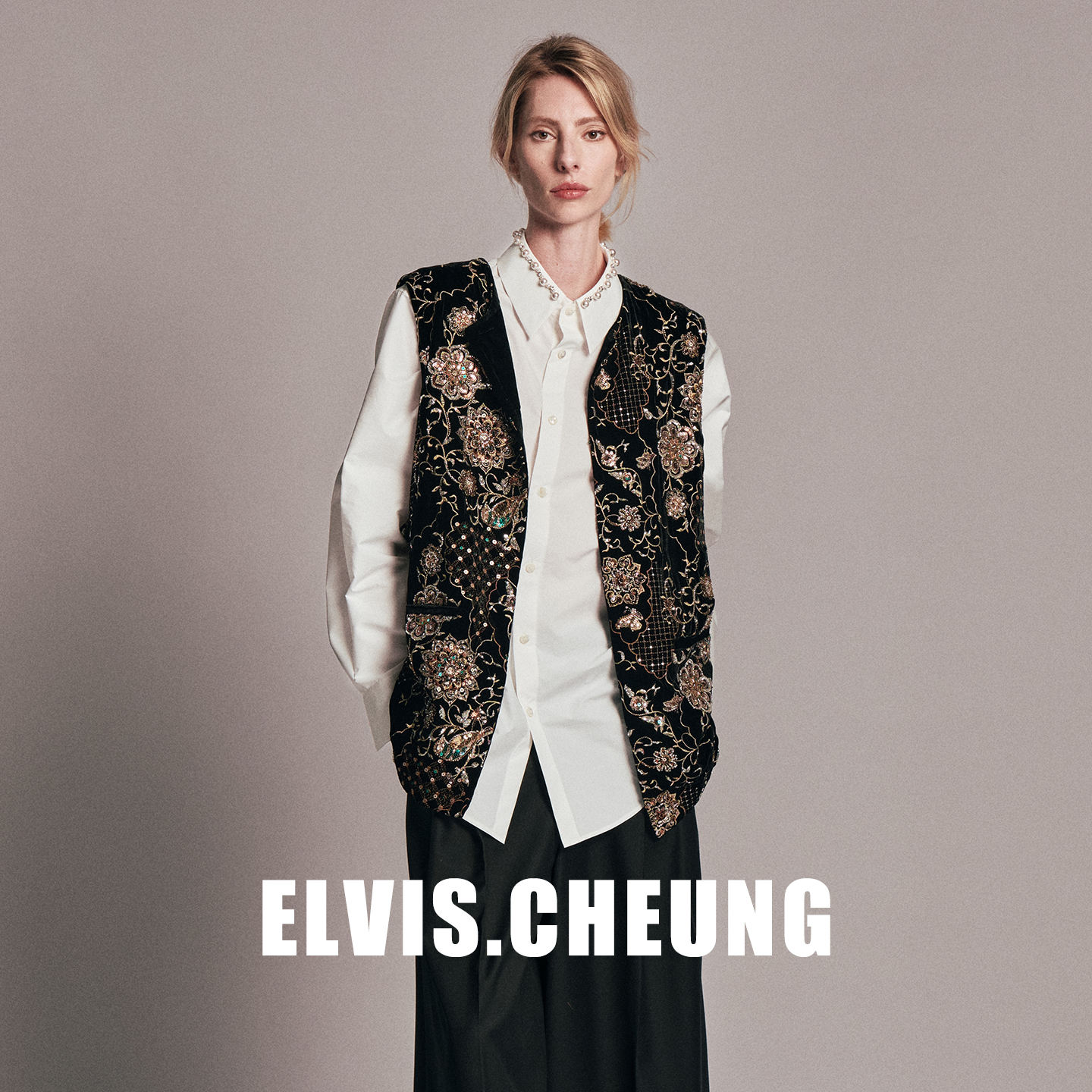 ELVIS.CHEUNG丝绒宝相花对襟马甲