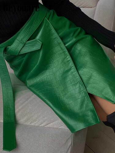 Beyouare Faux Leather Crocodile Pattern A-Line Skirt Women F