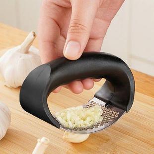 1pcs Stainless Steel Garlic Press Manual Garlic Mincer