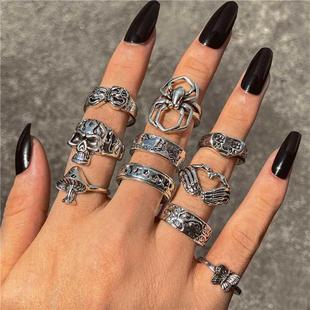 Punk Gothic Heart Ring Set for Women Black Dice Vintage Spad