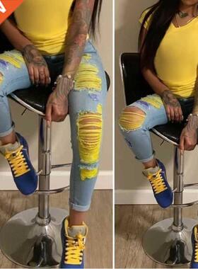 Women's street jeans with ripped seams小脚裤浅色破洞牛仔裤女