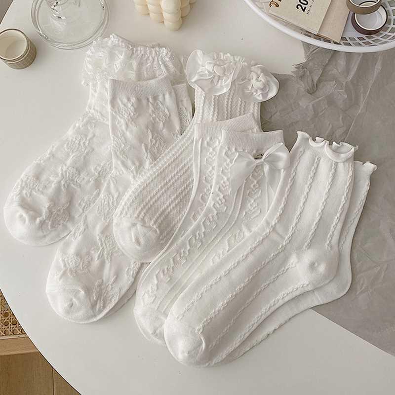 Lolita White Lace Socks Women Heart Bowknot Cotton Socks Fem