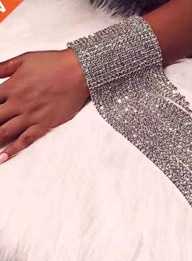 Fashion Long Tassel Rhineone Bracelet Hand Jewelry for Wom